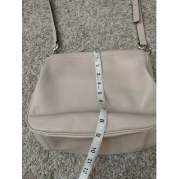 Marc Jacobs Empire City Mini Leather Messenger Crossbody Bag  Biege Purse - Picture 10 of 10